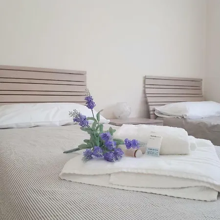 Casa Claudia لا سبيتسْيا