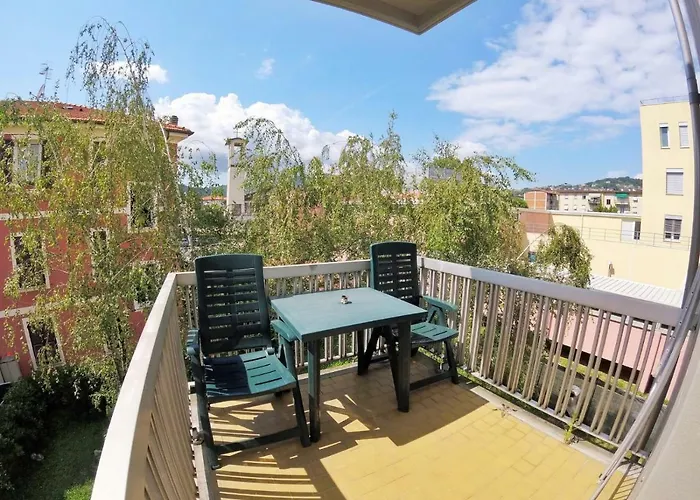 Casa Claudia لا سبيتسْيا